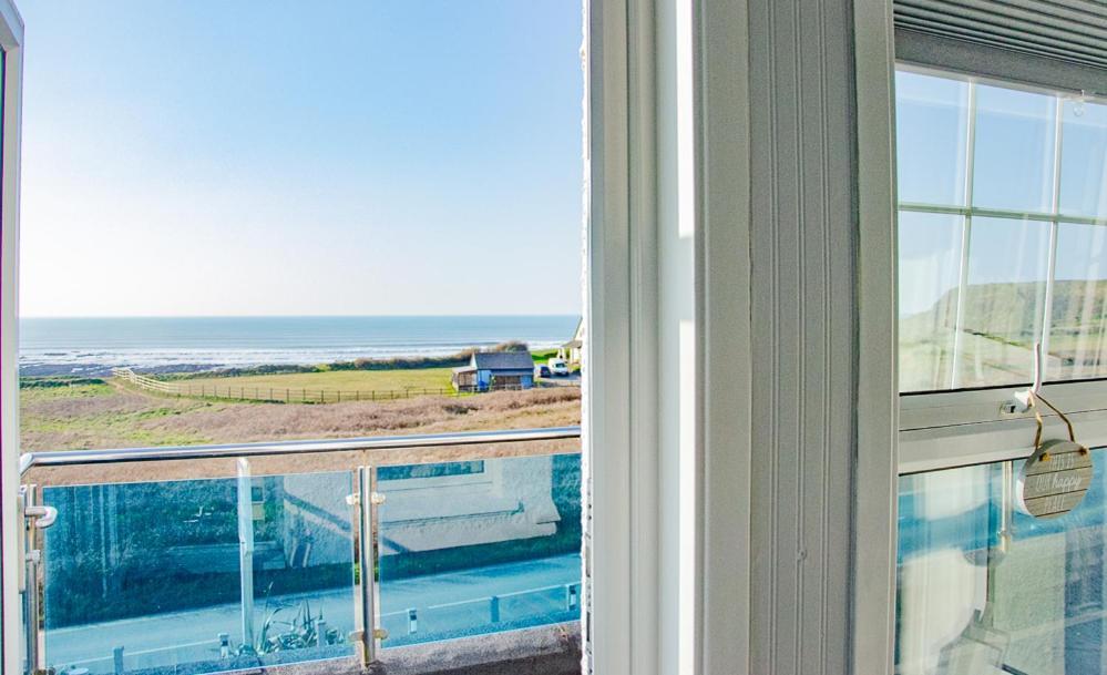 بود The Bay View Inn المظهر الخارجي الصورة